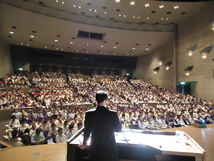 安全衛生大会の 講演講師